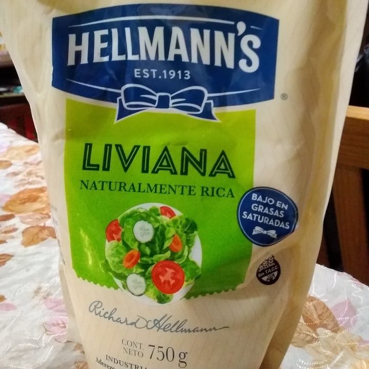 review photo of Hellmann’s Mayonesa Liviana shared by @camianahinichea on 06 Sep 2021 - review
