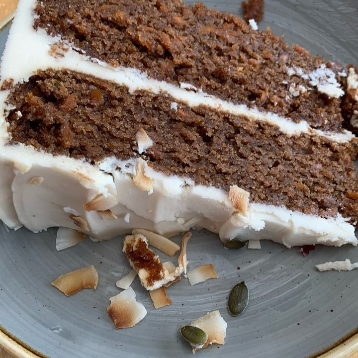 photo of Jacksons Real Food Market Kyalami Corner Upper Level Vegan Carrot Cake shared by @rosemaryyates on  14 Oct 2022 - review