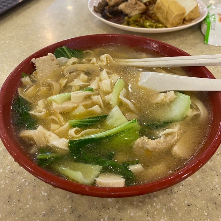 review photo of 24 hours Vegetarian Food @ East Singapore (Pasir Ris) Veg Sha Cha Handmade Flat Noodles shared by @celestenvg on 12 Nov 2021 - review