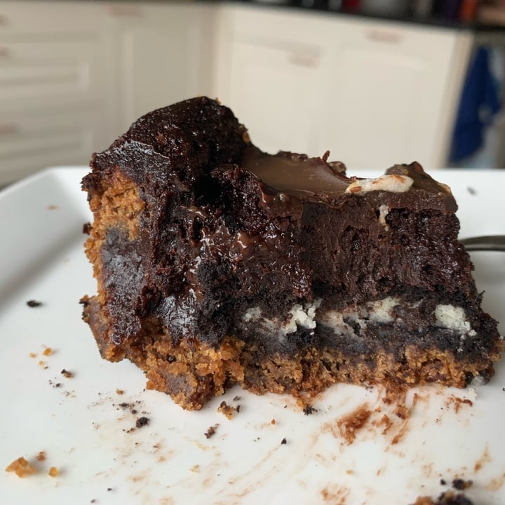 photo of Veggie Galore Slutty brownie shared by @dieneke on  30 Oct 2021 - review