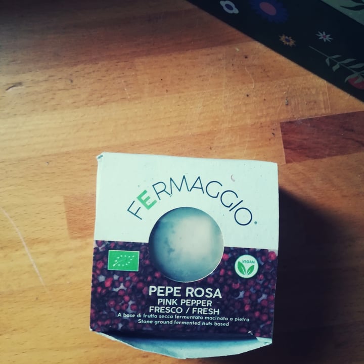 photo of Fermaggio Fermaggio Fresco Pepe Rosa shared by @violinoviola on  28 Jan 2022 - review