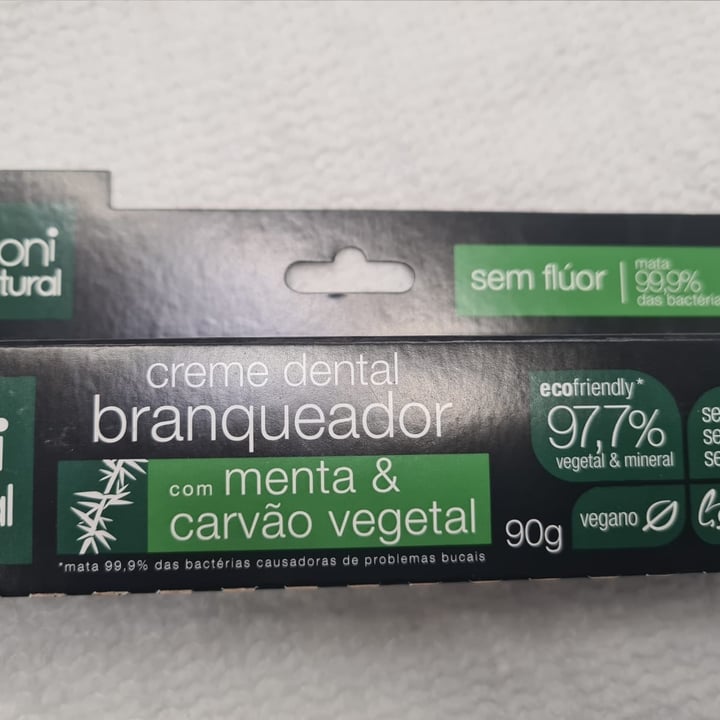 photo of Boni natural Creme dental branqueador com menta e carvão vegetal shared by @lucimendes on  08 Jun 2022 - review