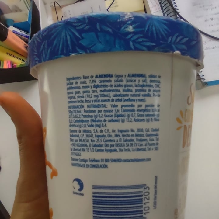 photo of Silk Helado Silk Frozen Caramelo Salado shared by @nelly19 on  19 Aug 2021 - review