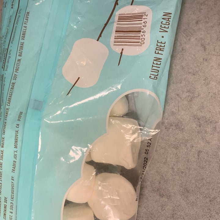 photo of Trader Joe's Marshmallows shared by @unejanie on  23 Aug 2022 - review