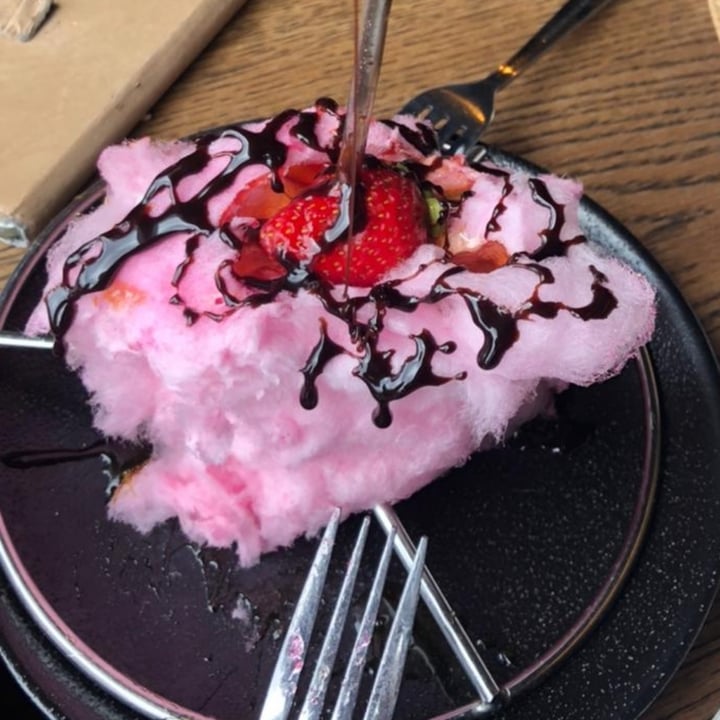 photo of Hudsons, The Burger Joint (Muizenberg) Red Velvet Waffle (vegan) shared by @nolaj on  21 Feb 2021 - review