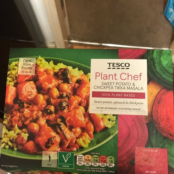 photo of Tesco Plant Chef Sweet potato and chickpea tikka masala shared by @charliejones1 on  22 Dec 2021 - review