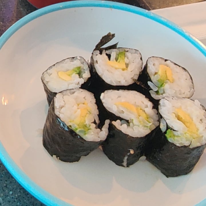 photo of YO! Sushi Avacado Maki shared by @abigalejoy on  04 Oct 2020 - review
