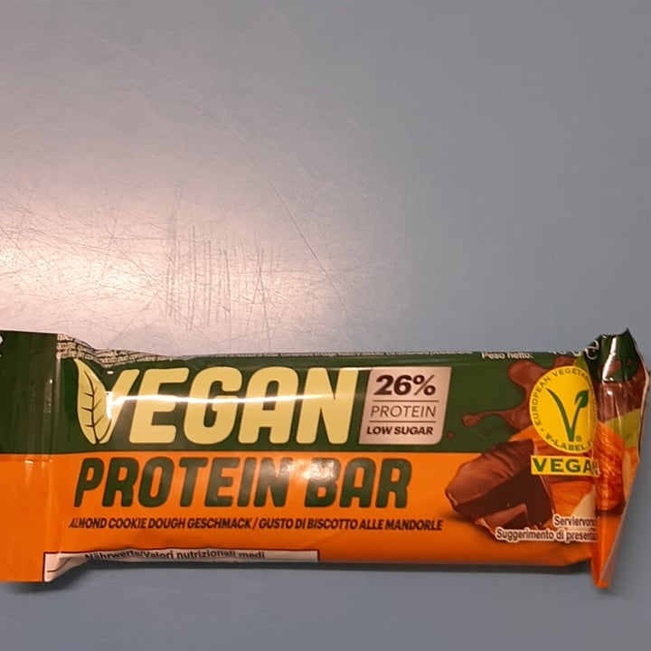photo of Vegan Protein Bar  Almond Cookie Dough Geschmack / Gusto Di Biscotto Alle Mandorle shared by @stefygoveg on  18 May 2022 - review
