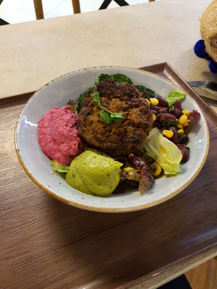 review photo of Haakon Superfoods & Juice Avocado Vegan Bowl shared by @karrylarkin on 12 Jan 2020 - review