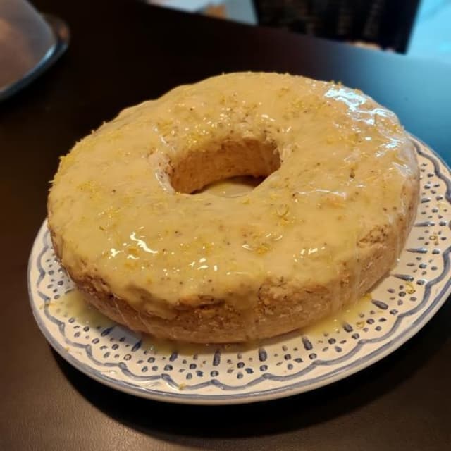 Foto del piatto “Bolo de limão vegano sem glutem”