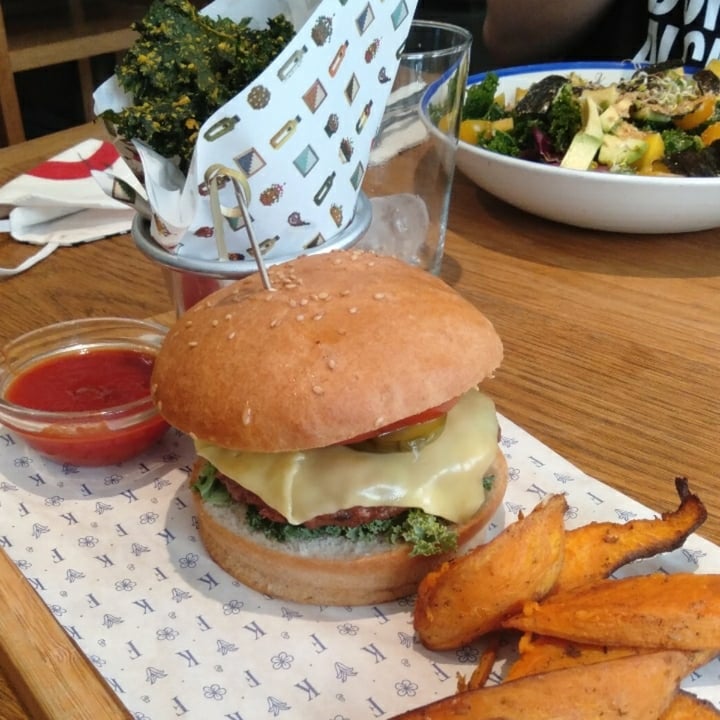 review photo of Flax&Kale Plant Based Burger shared by @ullsdemel10 on 13 Jul 2020 - review