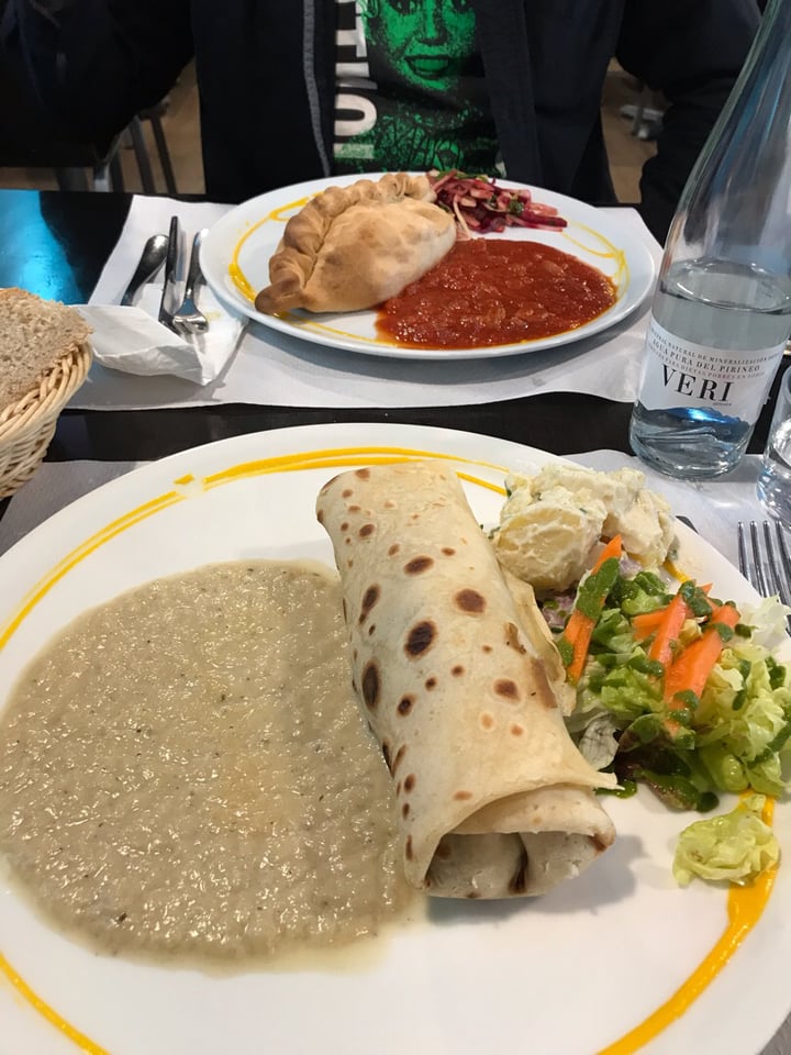 photo of Veggie Garden Empanada and crepes shared by @ziggyradiobear on  28 Mar 2019 - review