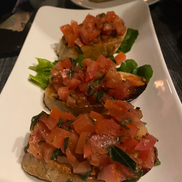 photo of Toscana Grill bruschetta shared by @thalyhdz on  09 May 2022 - review