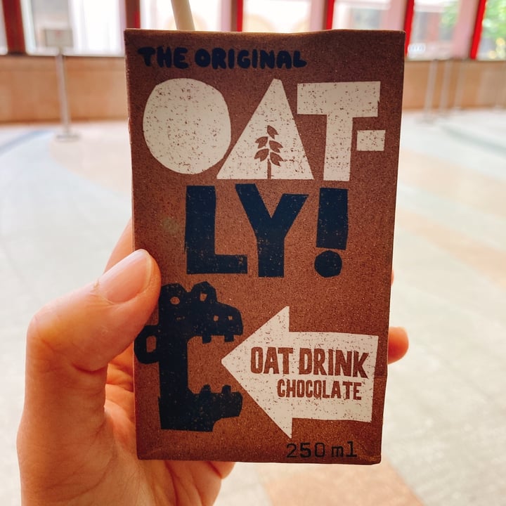 photo of Oatly Oat Drink Chocolate shared by @chingaling on  05 May 2021 - review