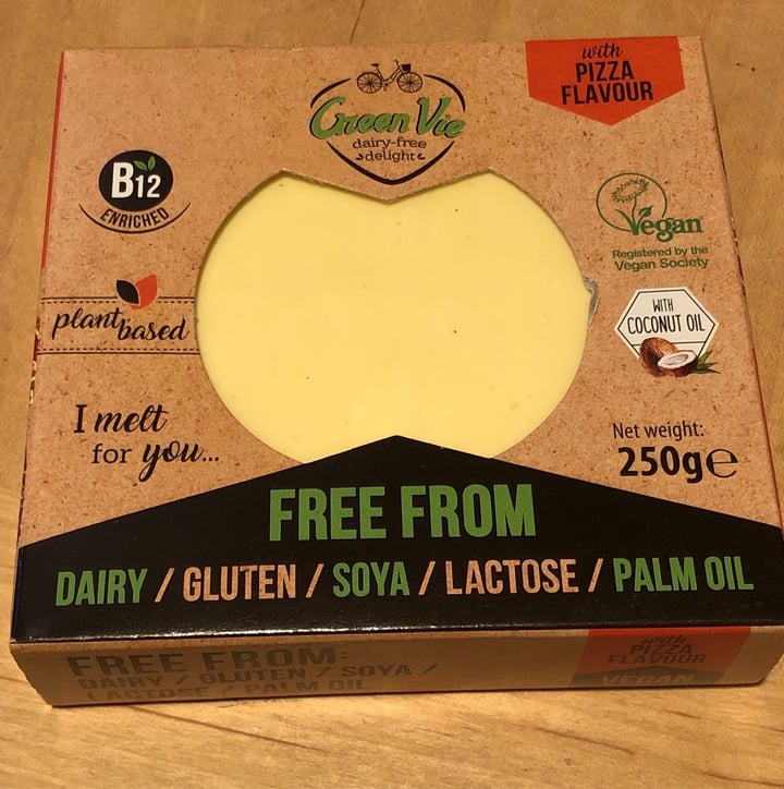 photo of GreenVie Foods Pizza flavour sliced cheese shared by @auroal on  20 Dec 2021 - review
