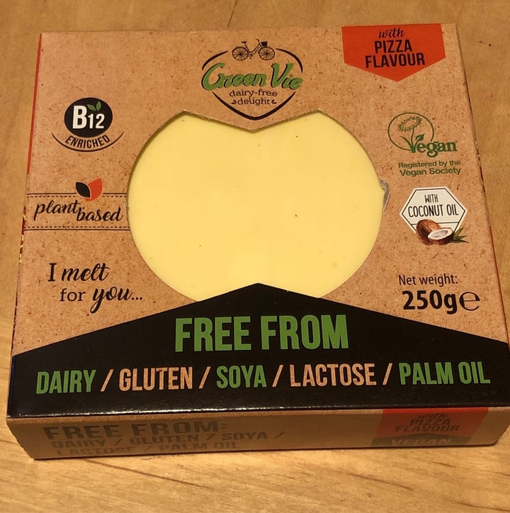review photo of GreenVie Foods Pizza flavour sliced cheese shared by @auroal on 20 Dec 2021 - review