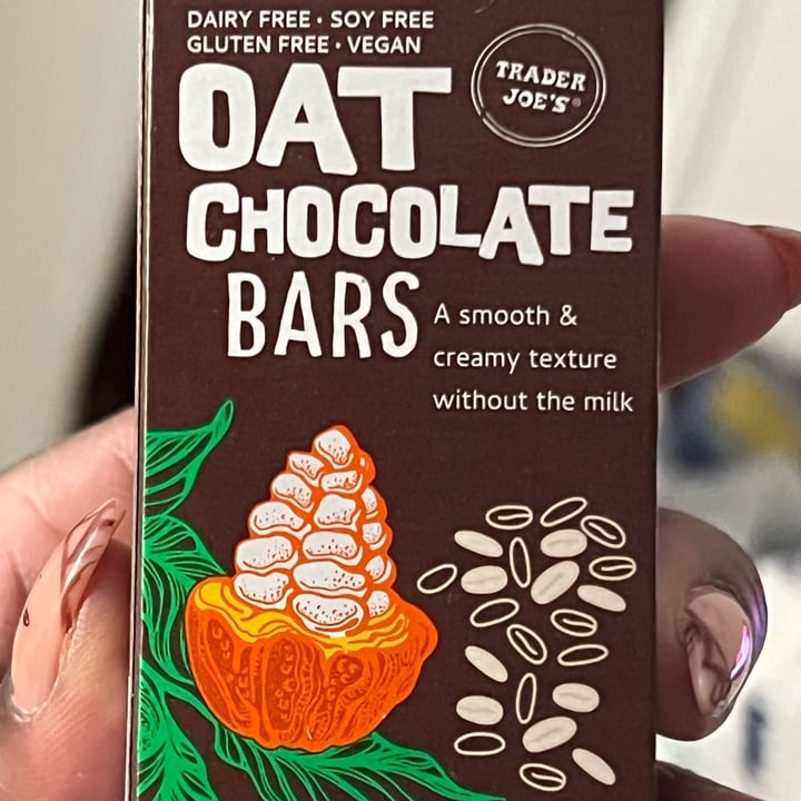 photo of Trader Joe's Oat Chocolate Bars shared by @tanbear on  29 Mar 2022 - review