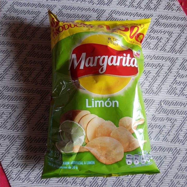 photo of Lay's Papas Fritas sabor Limón shared by @catacc on  17 Jun 2020 - review
