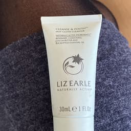 Liz Earle