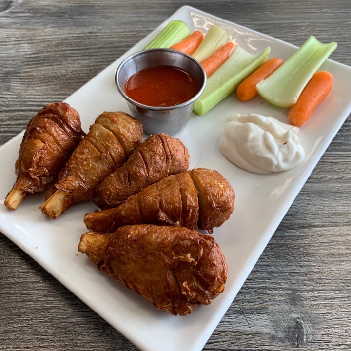 photo of My Vegan Restaurant Buffalo wings shared by @diana125750 on  29 May 2019 - review