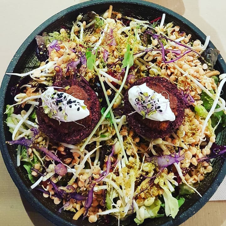 review photo of Petit Brot - Cold Press • Raw • Eco Raw Mini Burgers shared by @belenpalace on 16 Jul 2019 - review