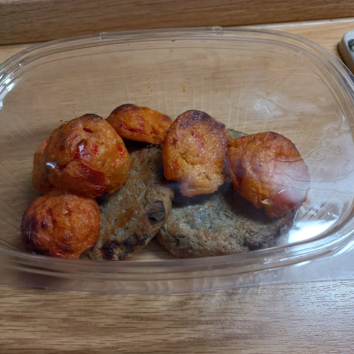 review photo of Il Ciuffo Verde Burger Cannellini E Melanzane, Polpette Patate E Peperoni shared by @vivb on 15 Nov 2022 - review