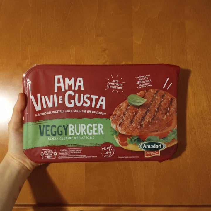 review photo of Amadori Veggy Burger shared by @thetasteofcherry on 16 Dec 2022 - review