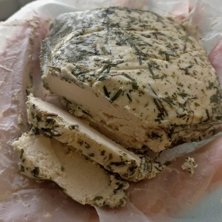 photo of Fermaggio Fermaggio Erbe Mediterranee shared by @nothingtwee on  19 Oct 2021 - review