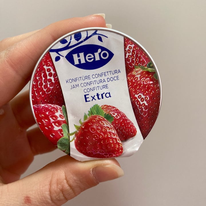 photo of Hero Confettura extra fragola shared by @marghegio13 on  14 Apr 2022 - review