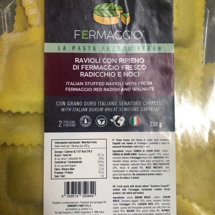 photo of Fermaggio Ravioli con ripieno di Fermaggio fresco radicchio e noci shared by @rossrebel on  15 Oct 2022 - review