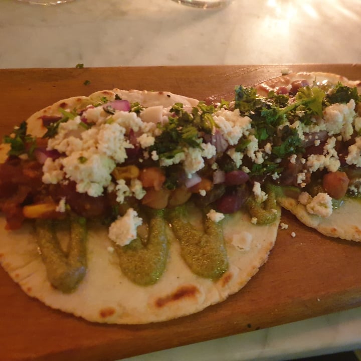 review photo of Una Más - Mezcaleria Tacos De Frijoles shared by @jennsymatt on 19 Oct 2022 - review