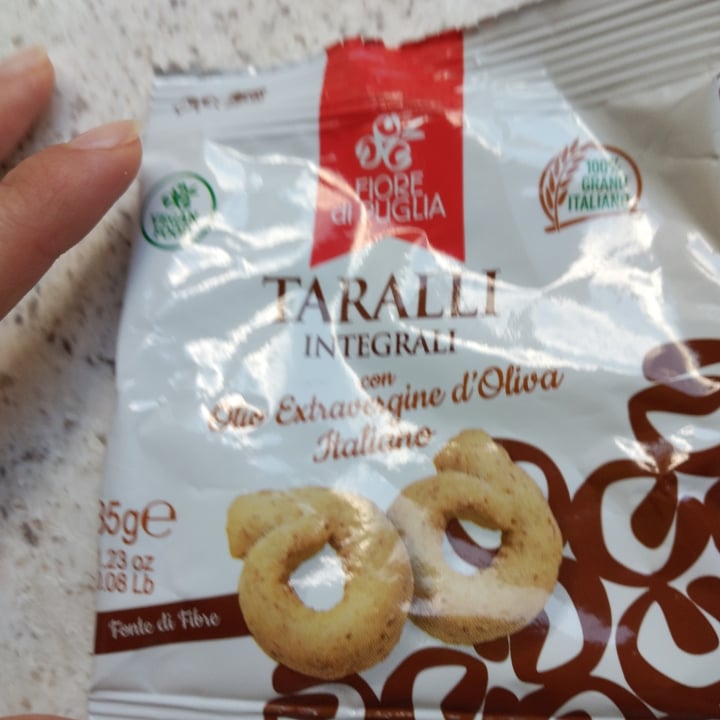 review photo of Fiore di Puglia taralli integrali shared by @nicoletta79 on 27 Aug 2021 - review