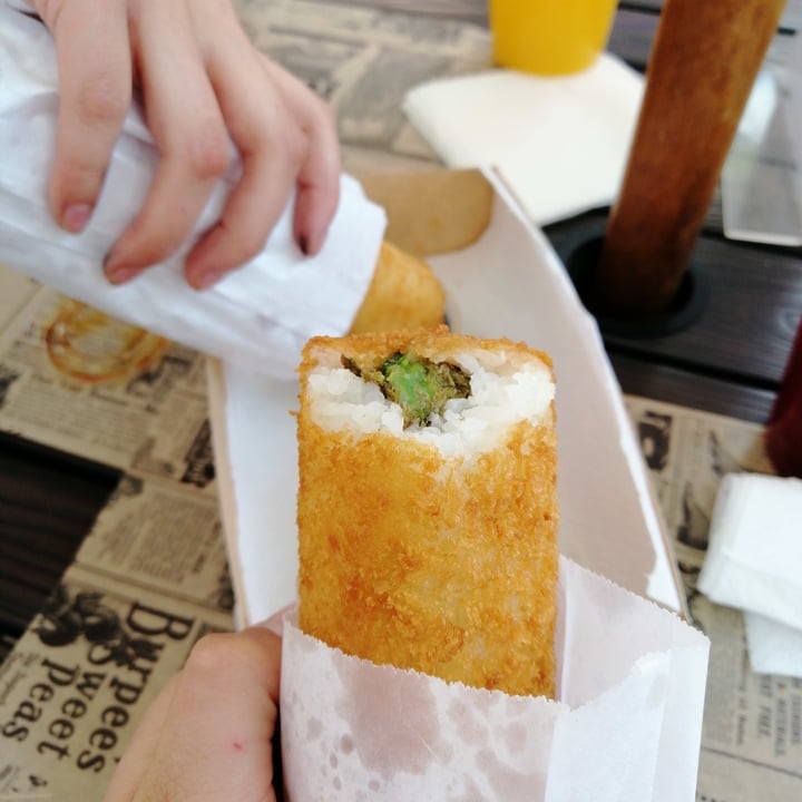 review photo of Sushi Time Fusión Peñaflor Handroll shared by @libertadh on 21 Sep 2021 - review
