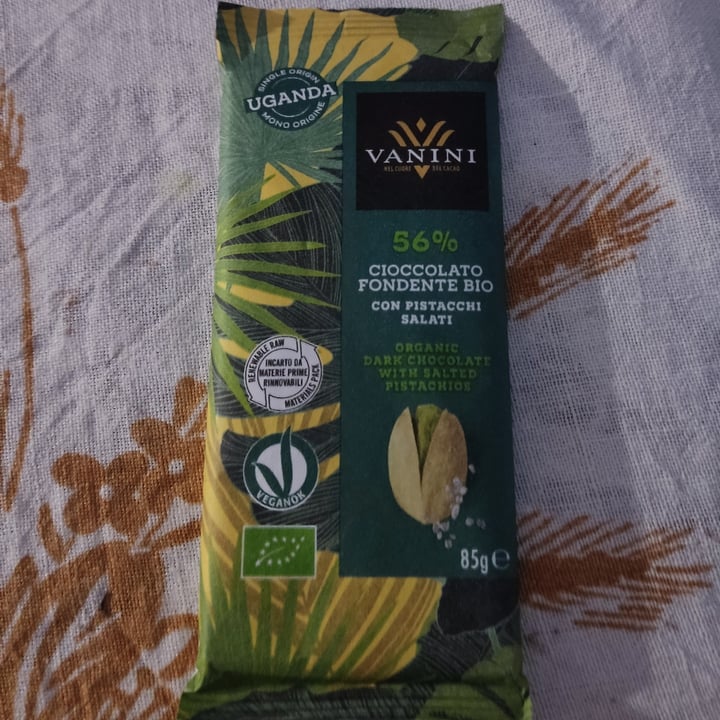 photo of Vanini Cioccolato Fondente Bio 56% con Pistacchi Salati shared by @napolitanor on  24 Nov 2022 - review