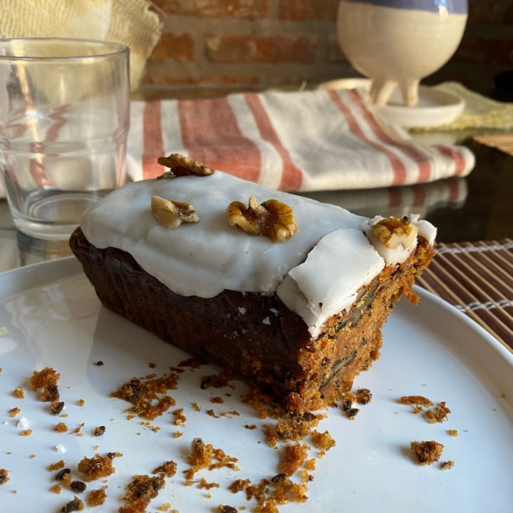 photo of Craft Vegan Bakery Budín De Zanahorias Y Nueces shared by @unaensalada on  06 Nov 2021 - review