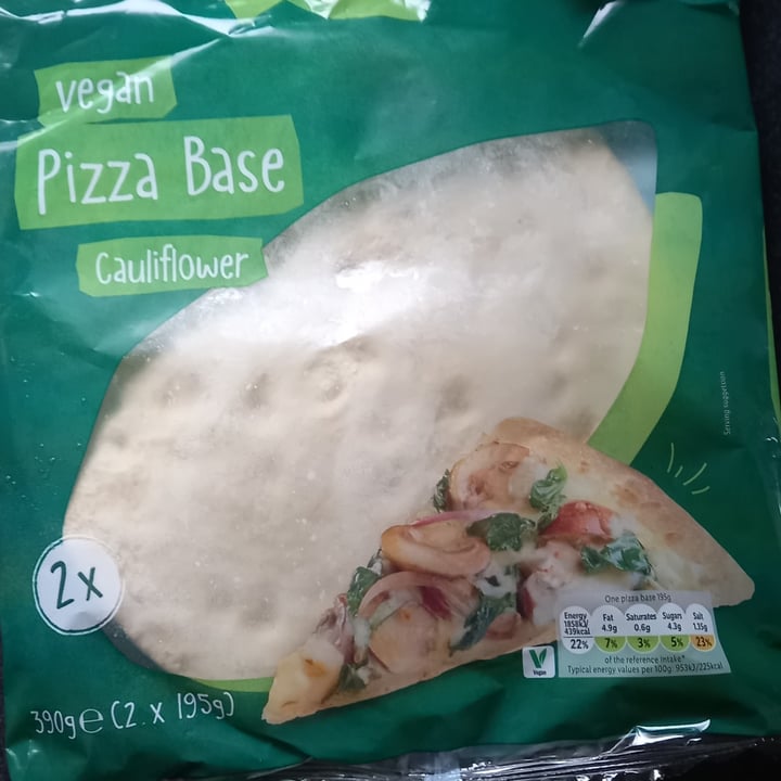 photo of Vemondo Base Pizza coliflor shared by @katschi on  30 Jan 2022 - review