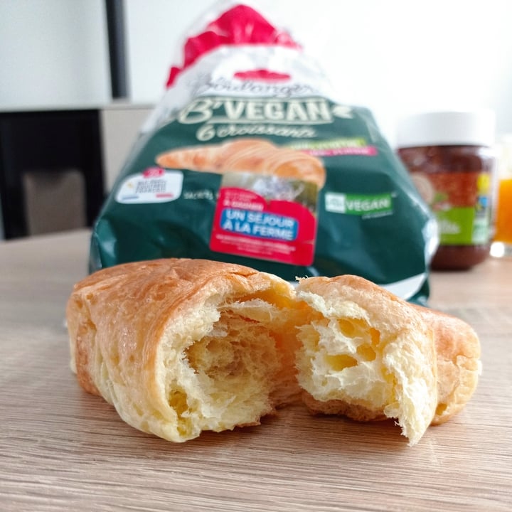photo of La Boulangère 6 Croissants Vegan shared by @koyott on  17 Feb 2021 - review