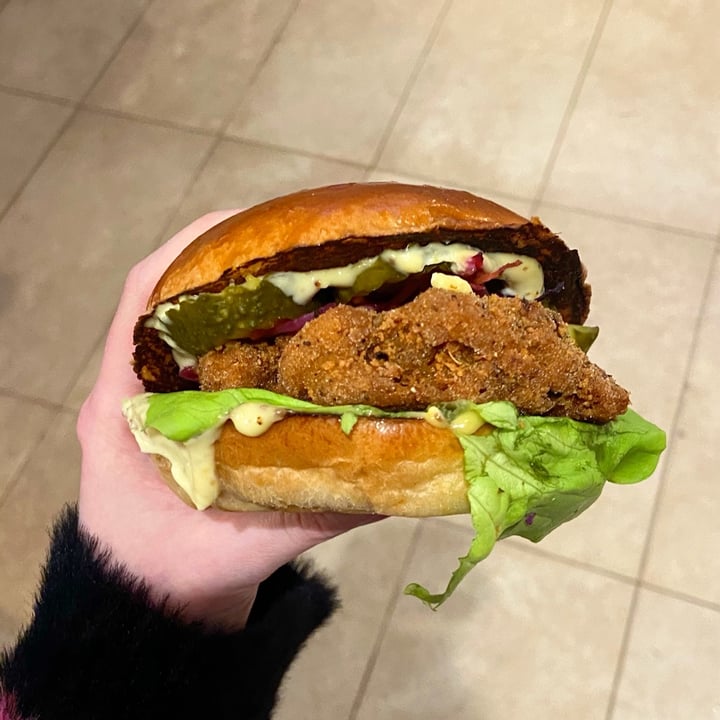 photo of The Vurger Co Hunny Chicken Burger shared by @alacoque on  09 Apr 2022 - review