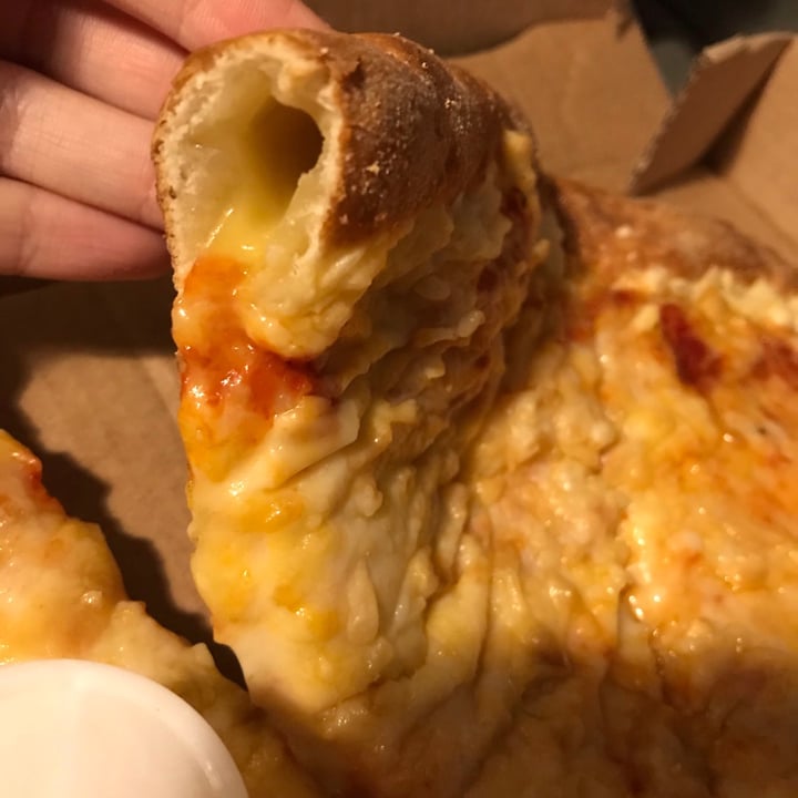 photo of Papa John's Pizza Stuffed Crust Vegan Sheese and Tomato shared by @benji on  10 Feb 2021 - review