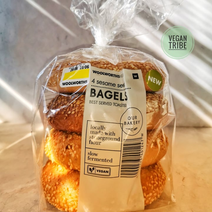 photo of Woolworths Food Woolworths Food Sesame Seed Bagel shared by @vegantribeza on  25 Jun 2021 - review