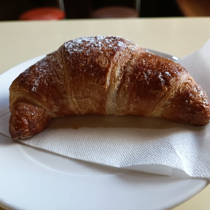 photo of Spizzico Croissant Con Marmellata shared by @jades123 on  31 Jan 2022 - review