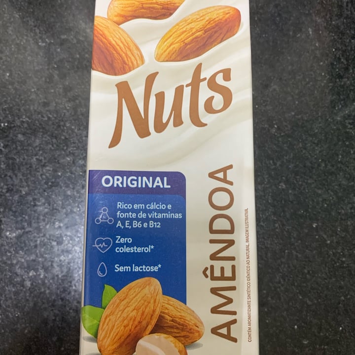 photo of Nuts Leite de amêndoas shared by @yuh on  08 Jan 2022 - review