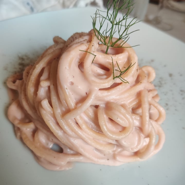 photo of Raparossa di Galiano Madia Spaghetto raparossa cacio e pepe shared by @fiorubino on  05 Jun 2022 - review