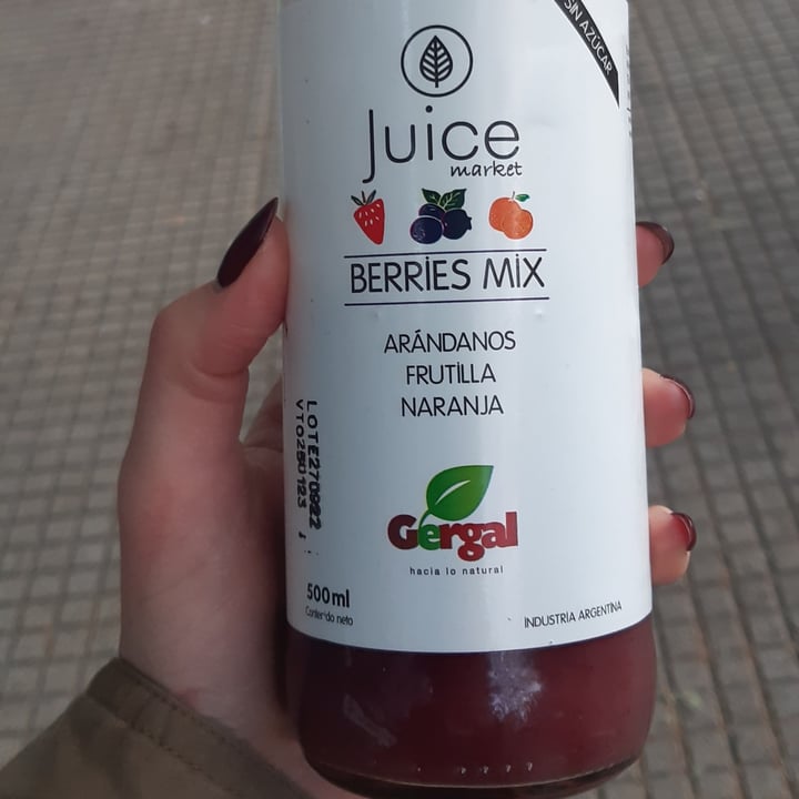 photo of Juice market Jugo Berries Mix shared by @anana on  06 Oct 2022 - review