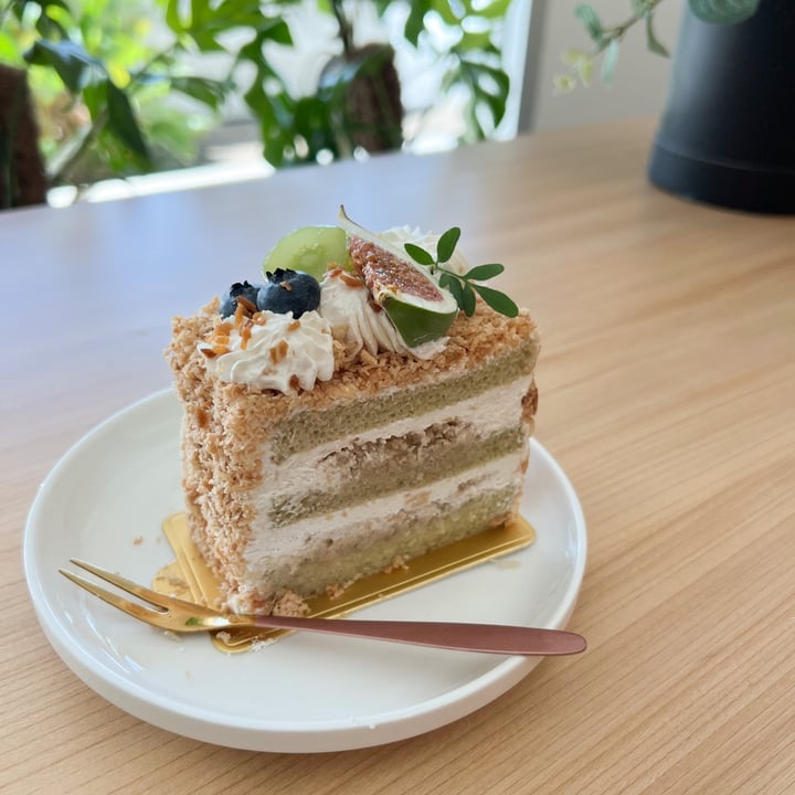 photo of Brown Poodle Cafe Ondeh Ondeh Cake shared by @qmh on  30 Sep 2022 - review