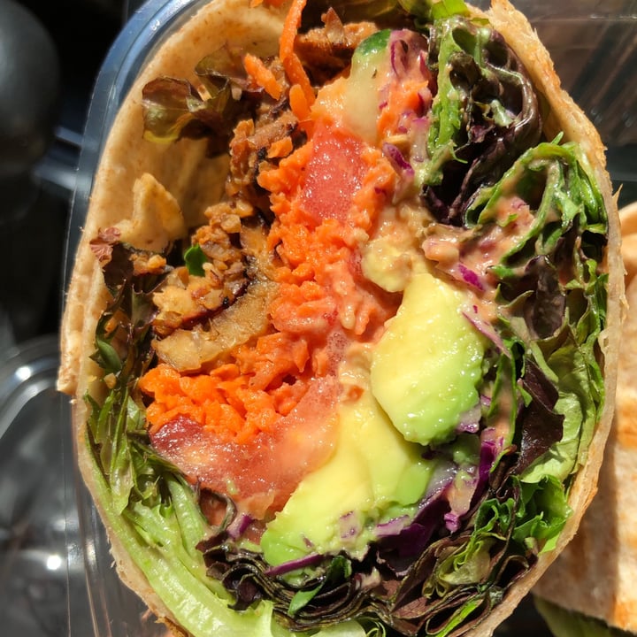 photo of Heirloom Food Company Tempeh BLT wrap shared by @kitchenfairy on  06 Sep 2021 - review