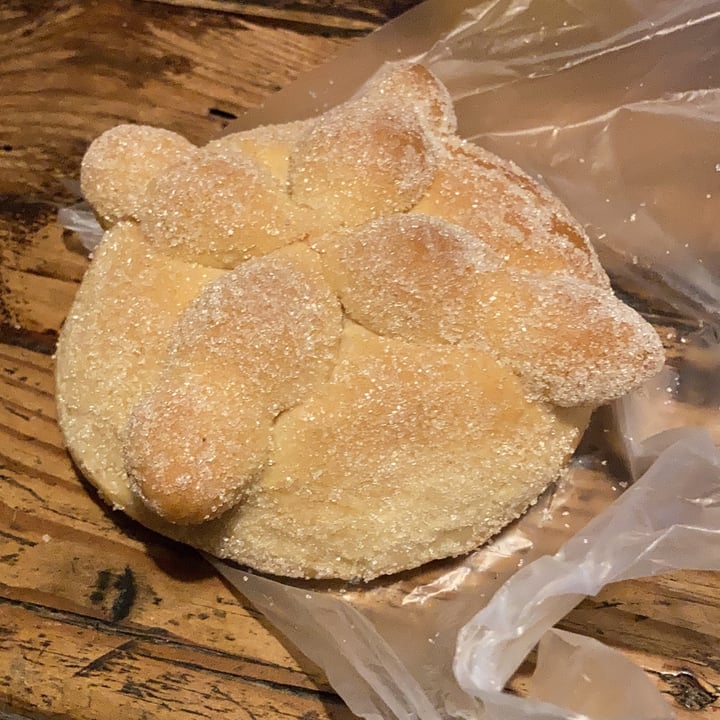 photo of Libres X Siempre - Panadería Vegana Pan de muerto shared by @andygarcia on  26 Oct 2020 - review