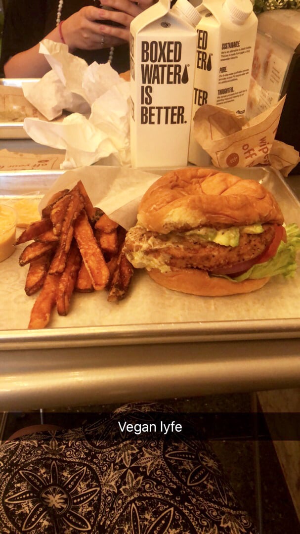 photo of HipCityVeg CRISPY RANCH Chick’n sandwich shared by @ressjobinson on  23 Aug 2019 - review
