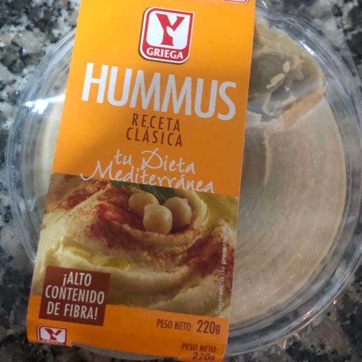 photo of Y Griega Hummus Receta Clásica 220g shared by @francyveggy on  03 Mar 2022 - review