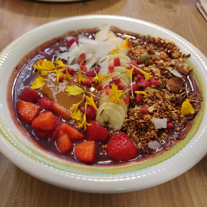 photo of Lilo Cafè açai bowl shared by @mbasquens on  23 Aug 2022 - review